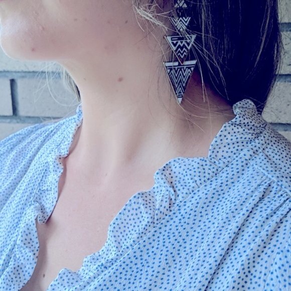 Blue white polka dot ruffled blouse - Picture 4 of 5